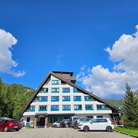 Kinder- Und Familienhotel Nockalm 이너그렘즈 외부 사진