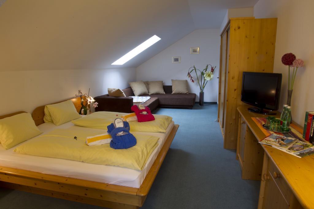 Kinder- Und Familienhotel Nockalm 이너그렘즈 외부 사진