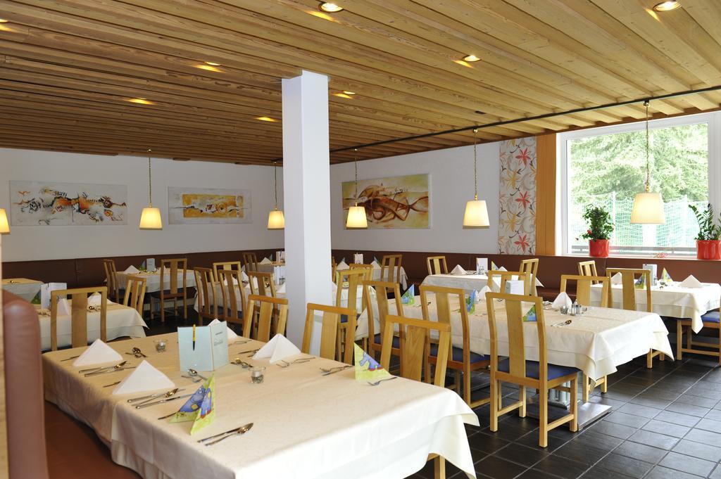 Kinder- Und Familienhotel Nockalm 이너그렘즈 외부 사진